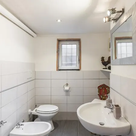 Apartamento 50 Metres From Colosseum Roma